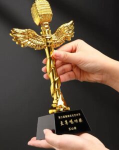 オーダートロフィー 賞盃 優勝杯オーダーメイド オリジナルプリントエプロン オーダーメイドエプロン制作 村田産業のオーダーエプロン オリジナルエプロンの村田産業 ジュエリータイムムラタ 看板の村田 ムラタサイン 販促グッズ 記念品 村田産業 ノベルティ 社章 オーダーメイド バッジ制作 豊橋 岩田 ねじ KN村田産業 くぎとねじの製造 球磨郡 村田産業 ノベルティ 社章 オーダーメイド バッジ アクセサリー KN村田 バッジ制作 豊橋 岩田 ゴルフグッズ USB ネクタイピン 村田産業株式会社 社章・バッジ・アクセサリー 看板 野立て看板 ゴルフグッズ USB ネクタイピン ウエストポーチ ねじ KN村田産業 くぎとねじの製造 球磨郡 社章の村田 ネクタイピン 壁掛け時計 看板製作の村田産業 Tシャツ製造の村田産業 村田の時計 ジュエリータイムムラタ ジュエリームラタ ジュエリー村田 村田の腕時計 村田時計店 村田宝飾
